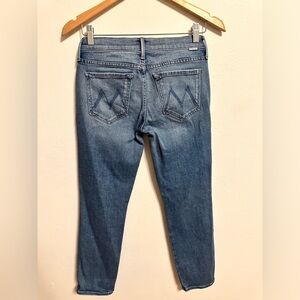 Mother Women’s Rascal Ankle Jeans Medium Wash Size 26